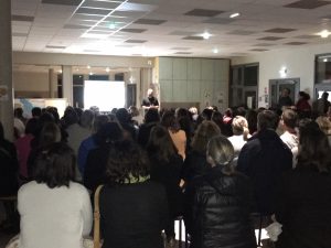 Une centaine de famille a participé à la réunion publique sur la présentation de la refonte de la carte scolaire. 